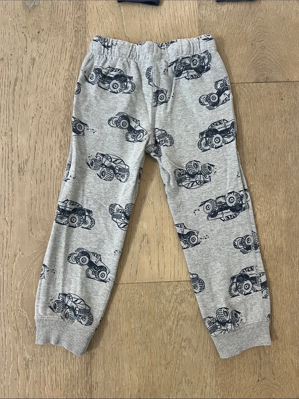 Old Navy 4t joggers